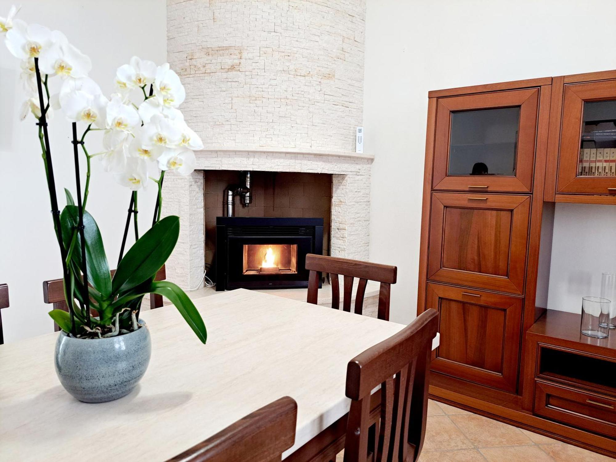 Anninnia Guest House B&B - Ghiiarza Ghilarza エクステリア 写真